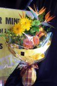 画像3: ロングタイプ花束-ストレチア極楽花◆おまかせオレンジ〜イエロー (3)