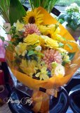 画像3: ロングタイプ花束-季節の花デザイナーおまかせ◆オレンジ〜イエロー (3)